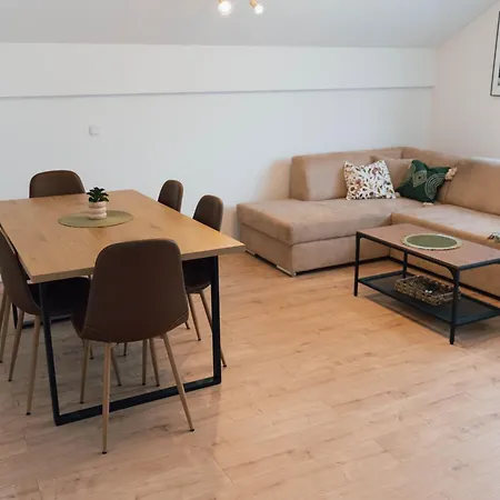Apartman Vista *